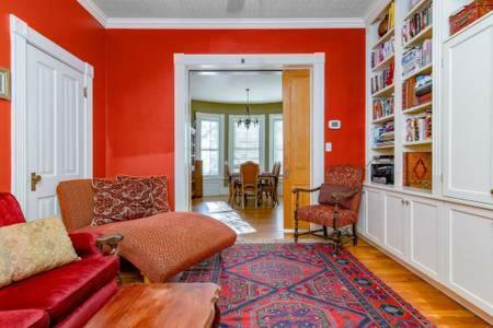 Queen Anne Victorian In The Heart Of Сasa de vacaciones